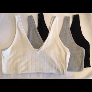 Set of 3 cropped ribbed v-neck/back tank top
